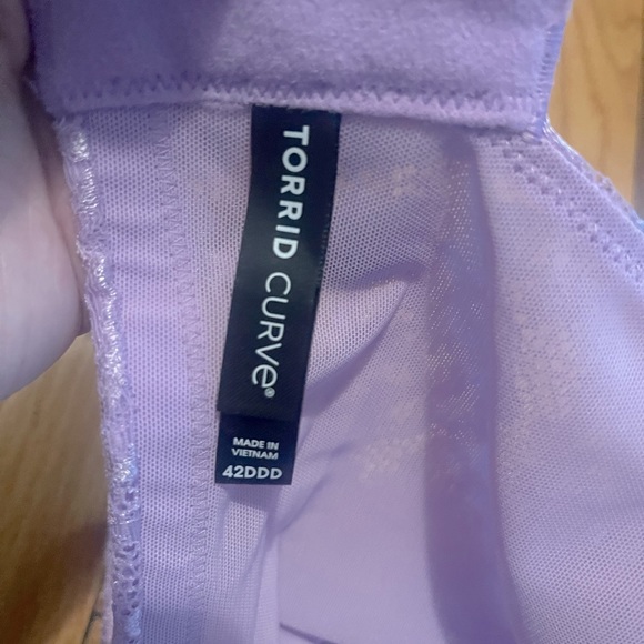 Torrid wireless push-up bra - Picture 4 of 8